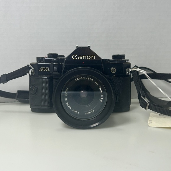 Canon A-1 A1 Film Camera with Canon 28mm f/2.8 Lens - Picture 14 of 14